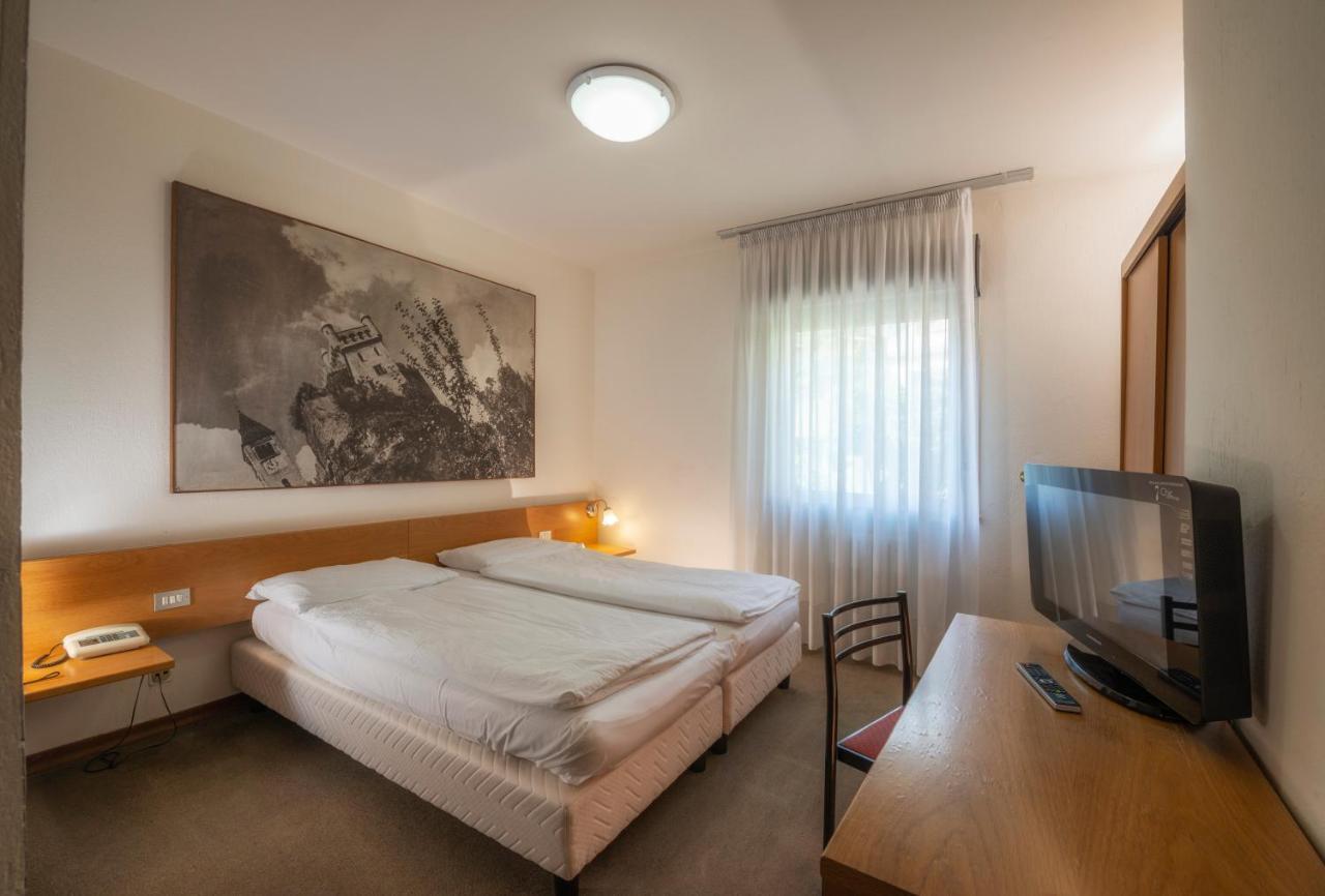 Hotel Rendez Vous Châtillon Esterno foto