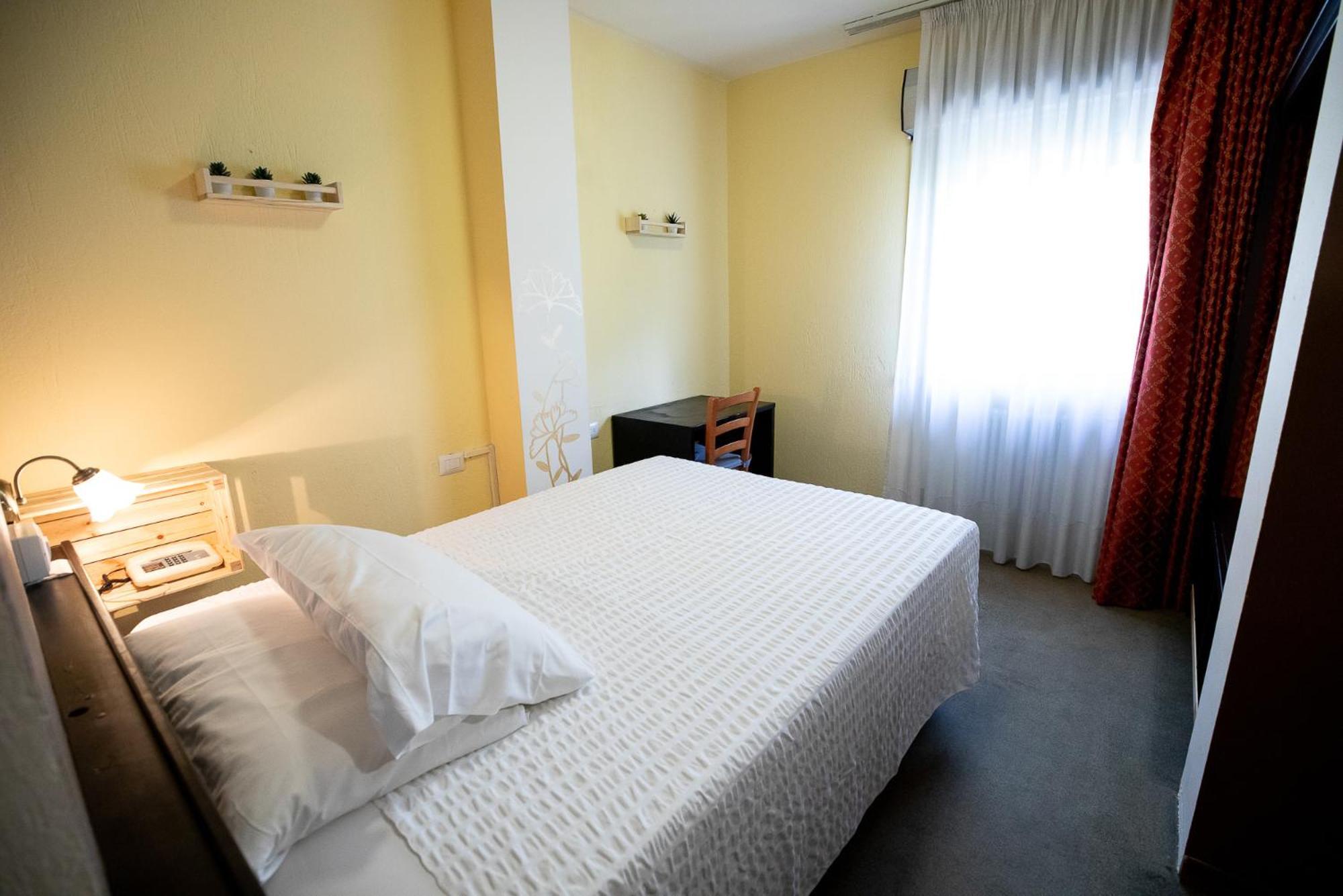 Hotel Rendez Vous Châtillon Esterno foto