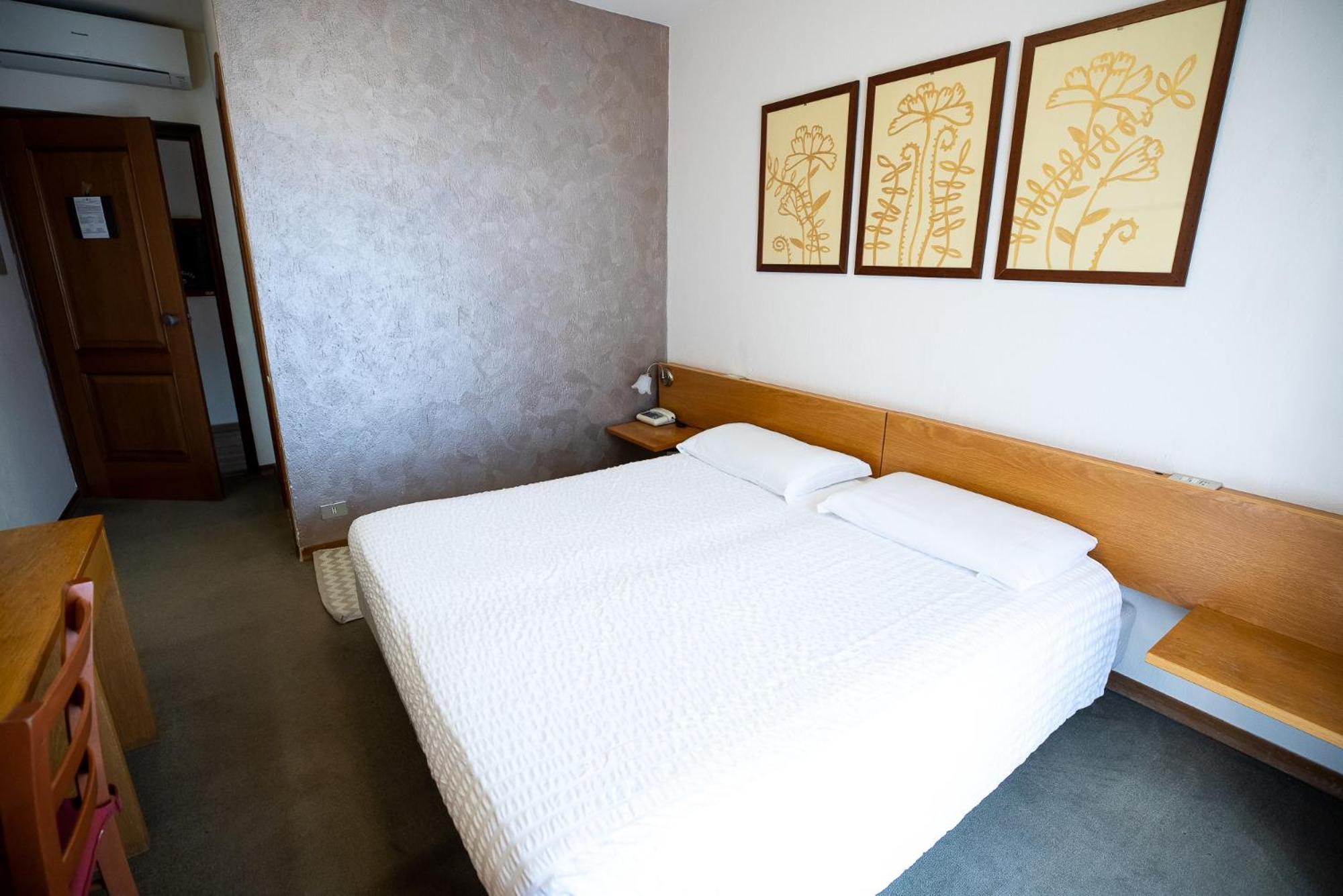 Hotel Rendez Vous Châtillon Esterno foto