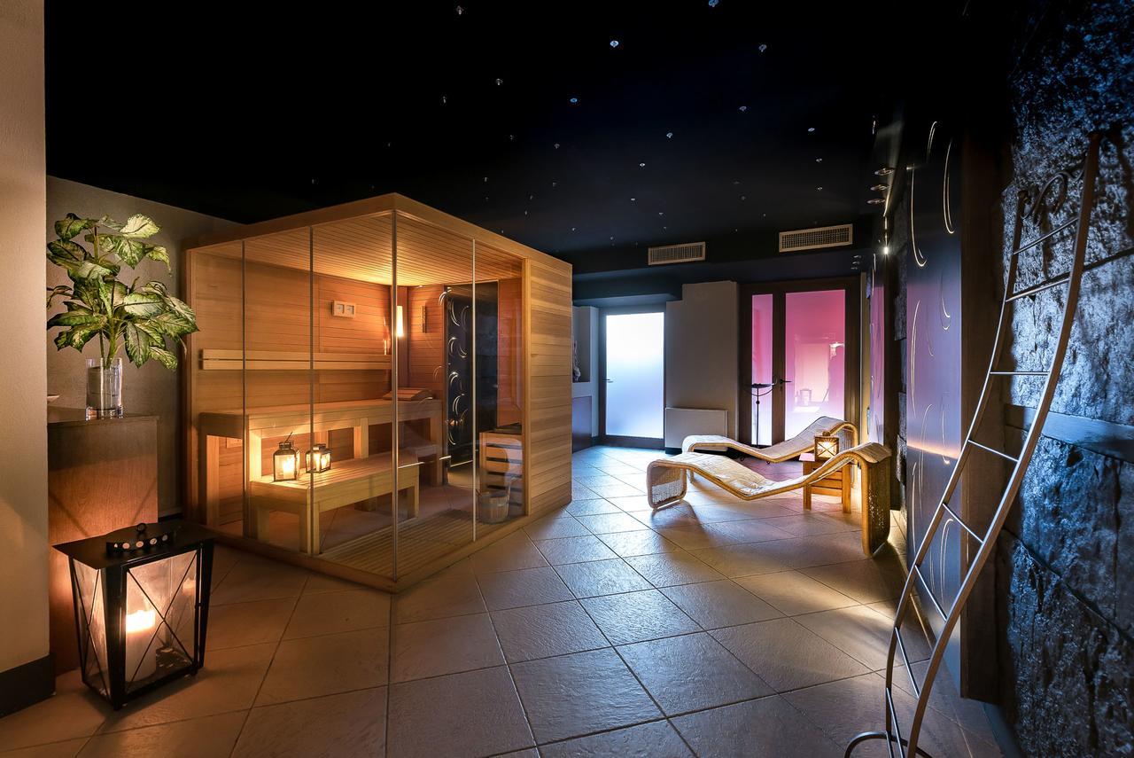 Hotel Rendez Vous Châtillon Esterno foto