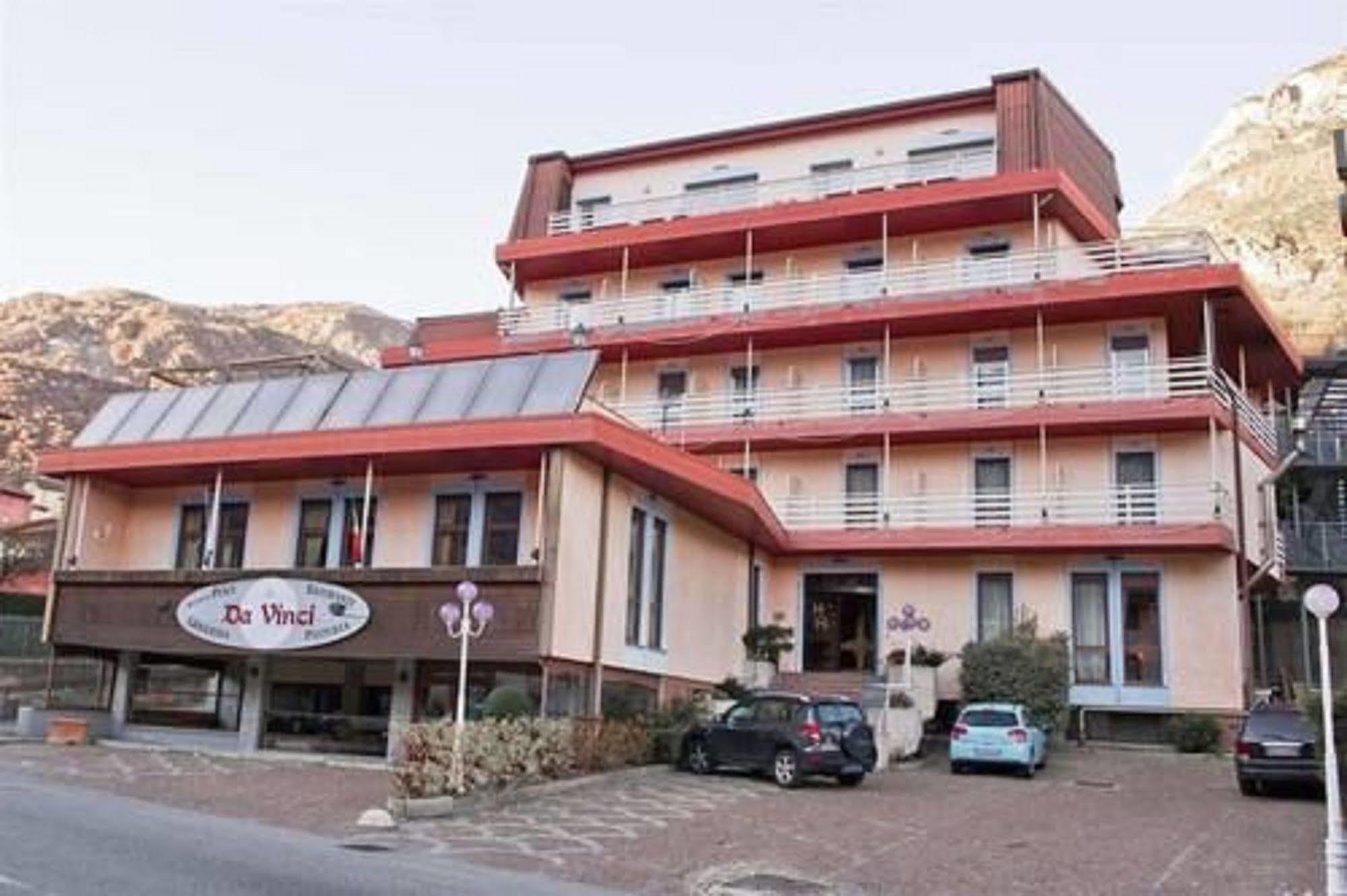Hotel Rendez Vous Châtillon Esterno foto